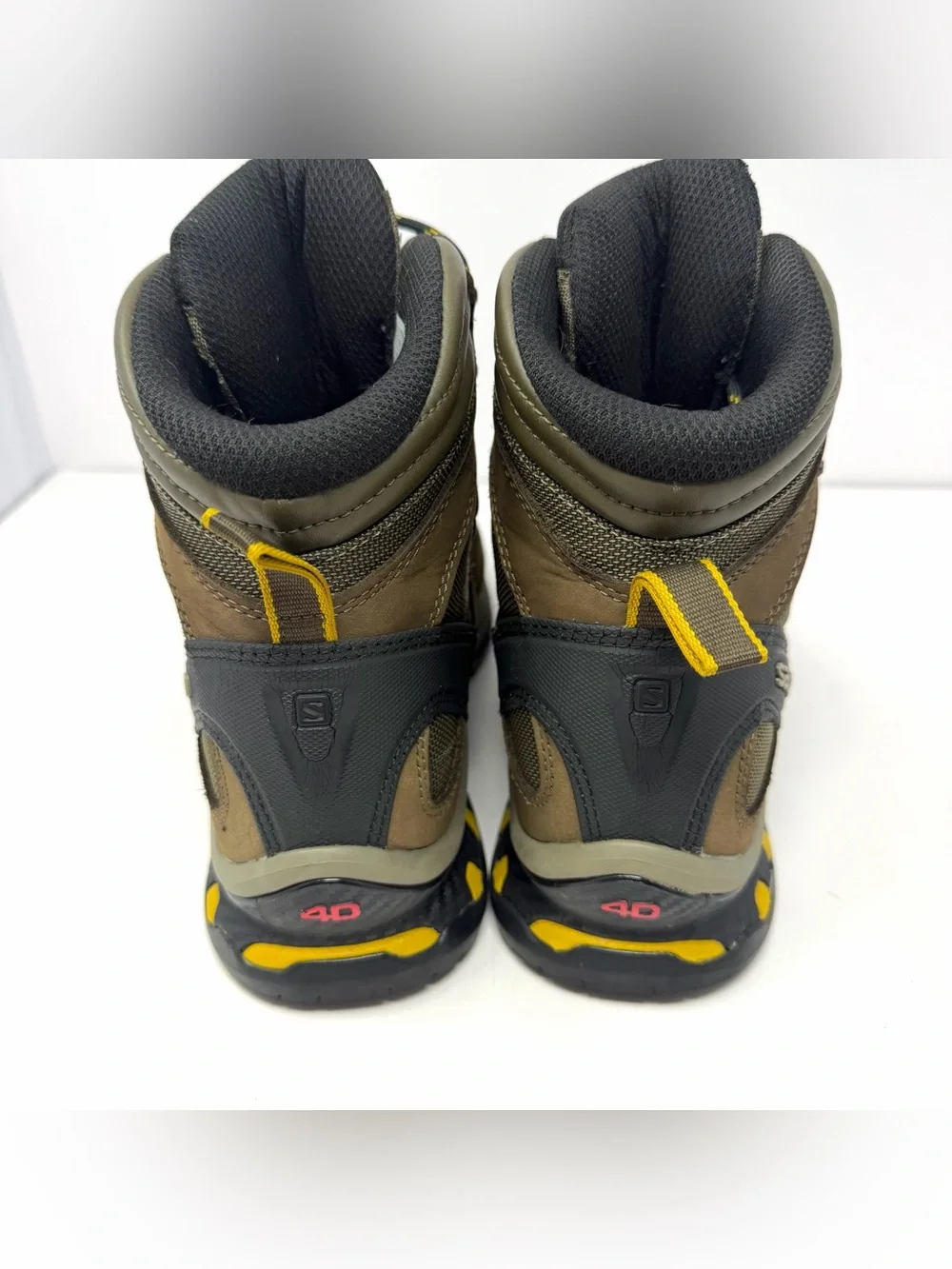 Salomon Men’s Quest 4D 3 GTX Hiking Boots Sz 9.5 Brown Gore-Tex Waterproof